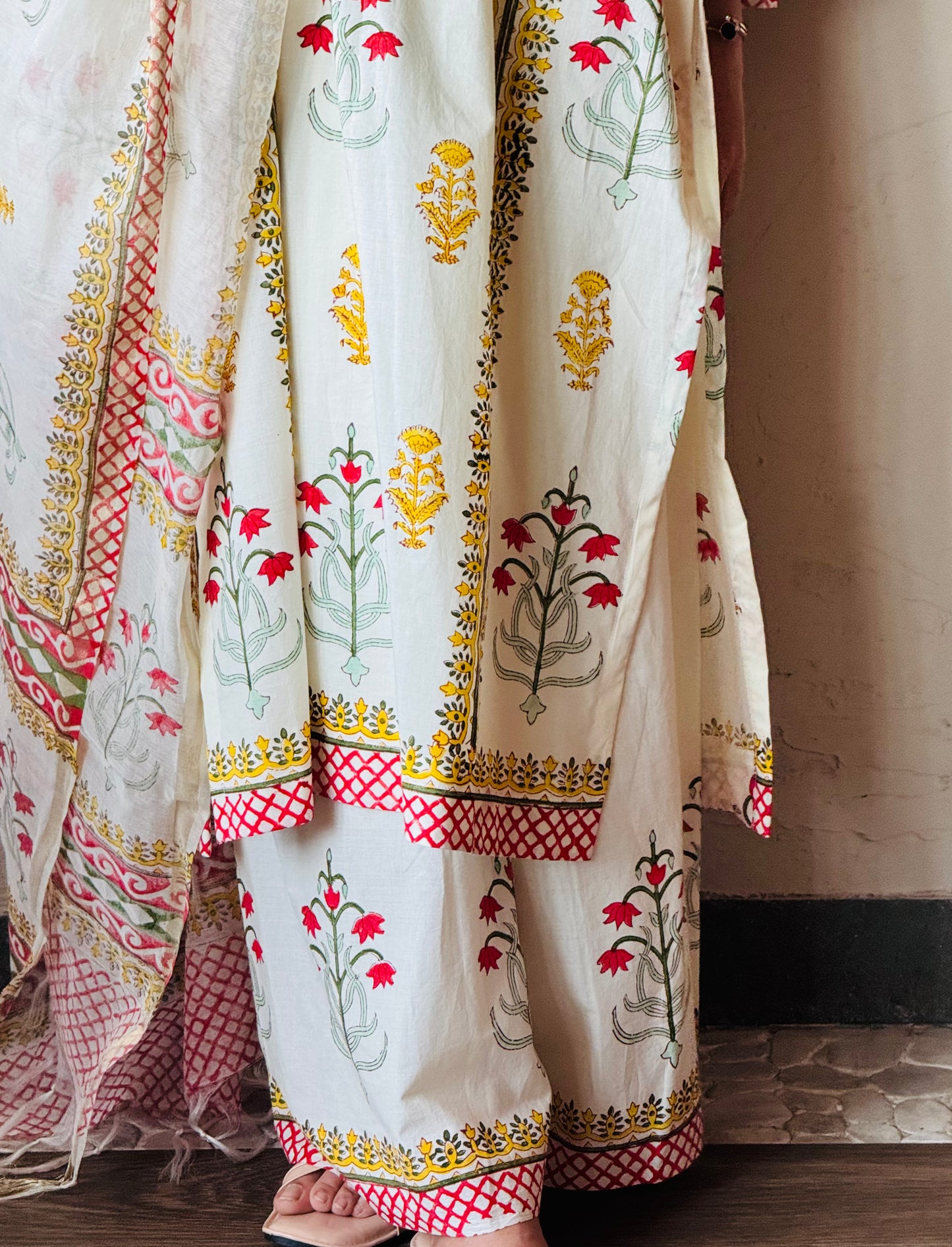 Gul-E-Rana suit set-