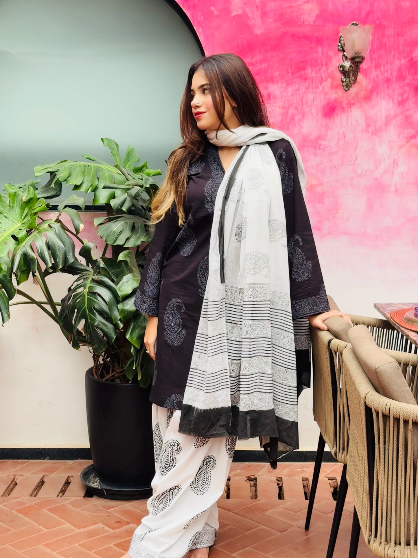 Noor-E-Nazar Farsi Salwar Set