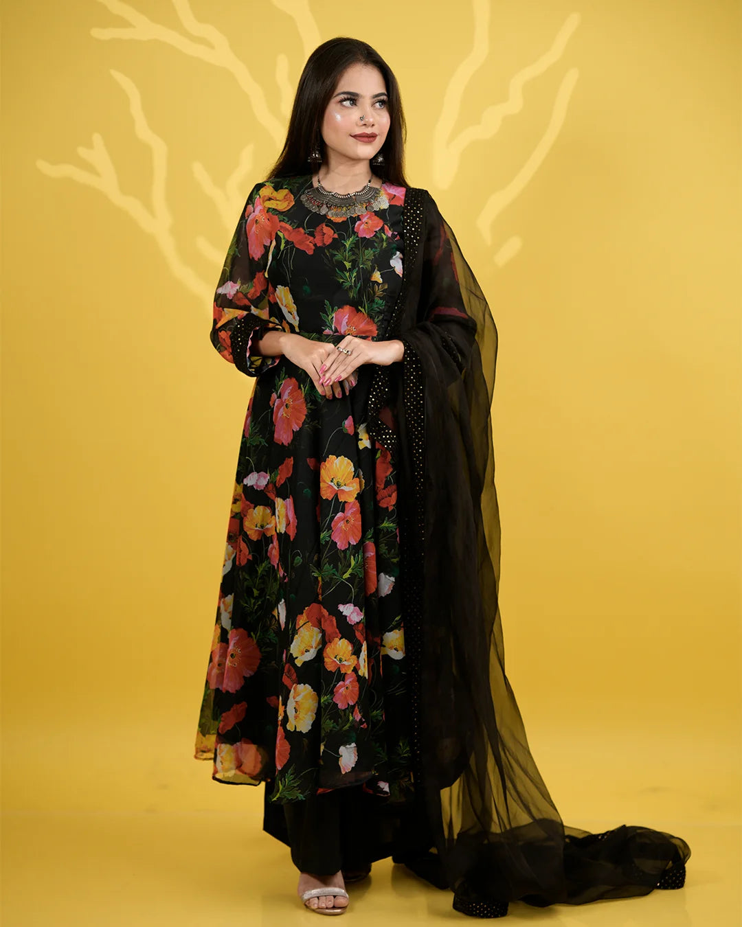 SURKH ANARKALI SUIT SET