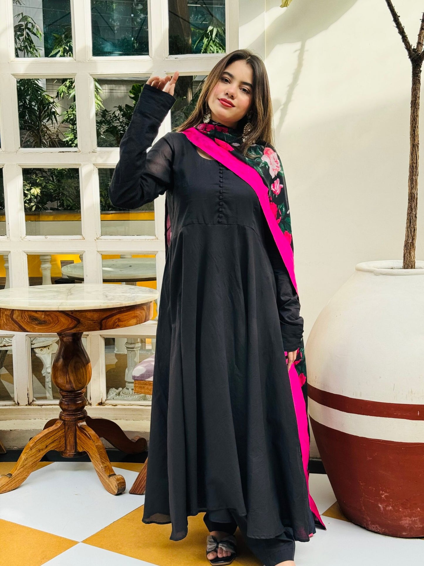 Laila Kalidar with chiffon  dupatta